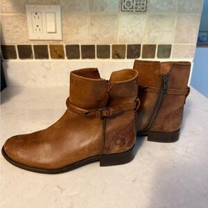 frye melissa short seam boots